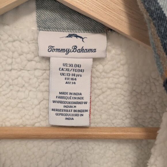 NWOT Boy's Tommy Bahama Shacket - Picture 3 of 3